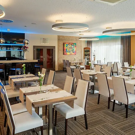 Tenis Hotel 4*